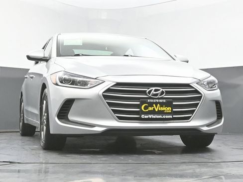 Used 2018 Hyundai Elantra SEL image 45