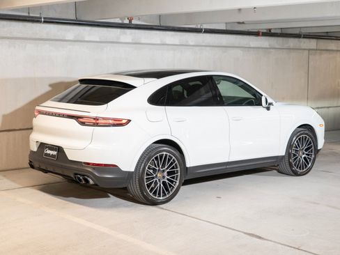 Certified 2021 Porsche Cayenne Coupe AWD/4WD image 9