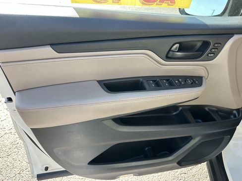 Used 2019 Honda Odyssey EX-L image 12