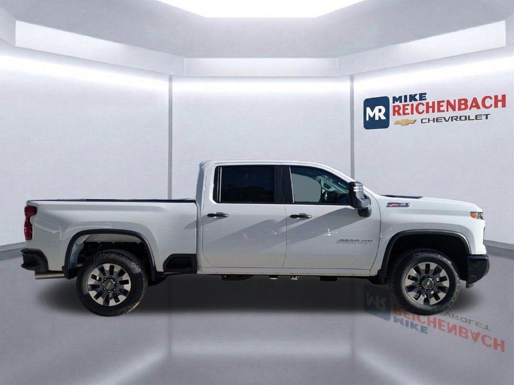New 2026 Chevrolet Silverado 2500 Custom w/ Custom Value Package AWD/4WD image 4