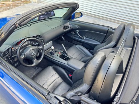 Used 2006 Honda S2000 image 29