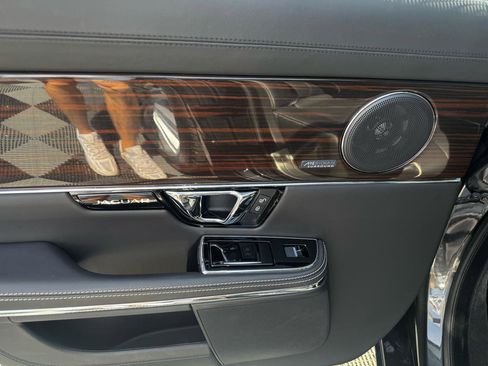 Used 2015 Jaguar XJ L Portfolio AWD/4WD image 24