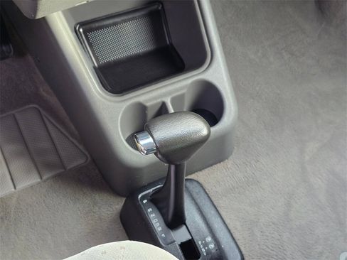 Used 2001 Volkswagen Eurovan GLS image 22