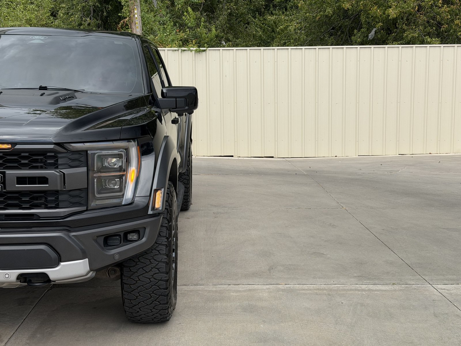 Used 2022 Ford F150 Raptor w/ Equipment Group 801A High AWD/4WD image 10