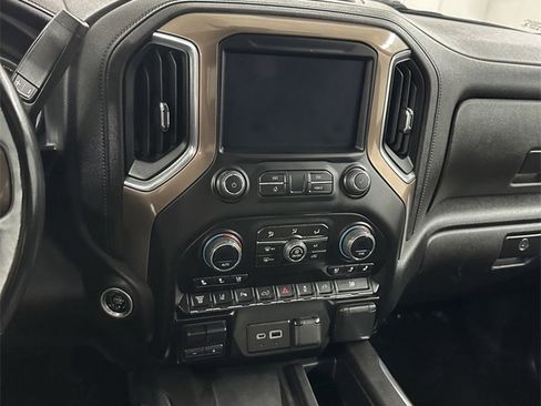 Used 2023 Chevrolet Silverado 3500 High Country image 20