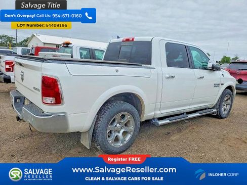 Used 2016 RAM 1500 Laramie w/ Convenience Group AWD/4WD image 4