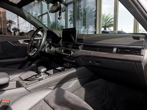 Used 2022 Audi S4 Premium Plus w/ Premium Plus Package image 35