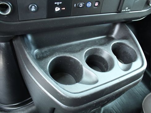 Used 2019 Chevrolet Express 3500 LS image 24