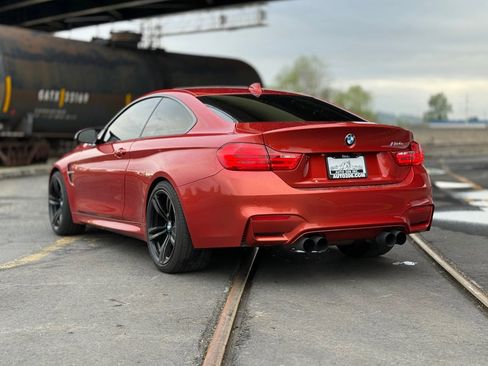 Used 2015 BMW M4 Coupe RWD image 6
