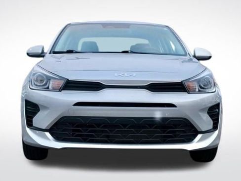 Used 2023 Kia Rio S w/ Technology Package image 3