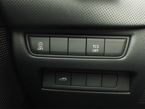 Certified 2025 MAZDA CX-50 AWD 2.5 S w/ Premium Package image 15