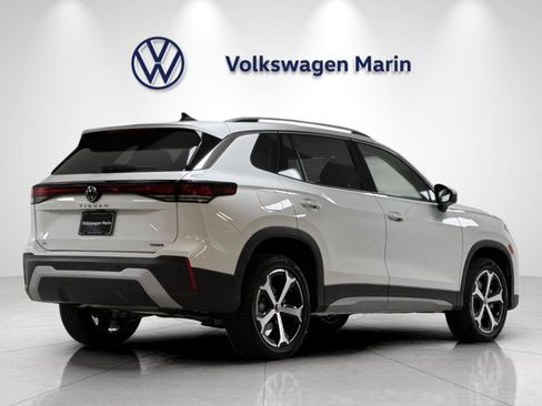 New 2026 Volkswagen Tiguan SE AWD/4WD image 5