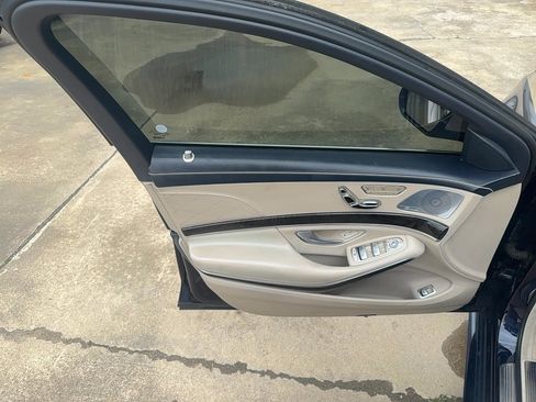 Used 2014 Mercedes-Benz S 550 Sedan w/ Sport Package Plus One image 12
