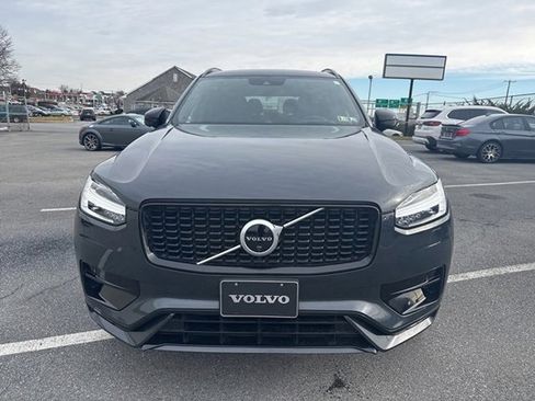 Used 2021 Volvo XC90 T6 R-Design w/ Advanced Package image 2