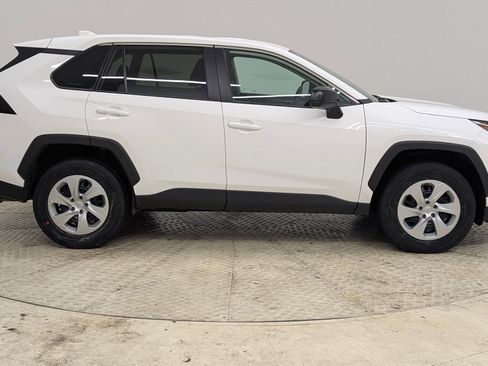 Used 2024 Toyota RAV4 LE image 8
