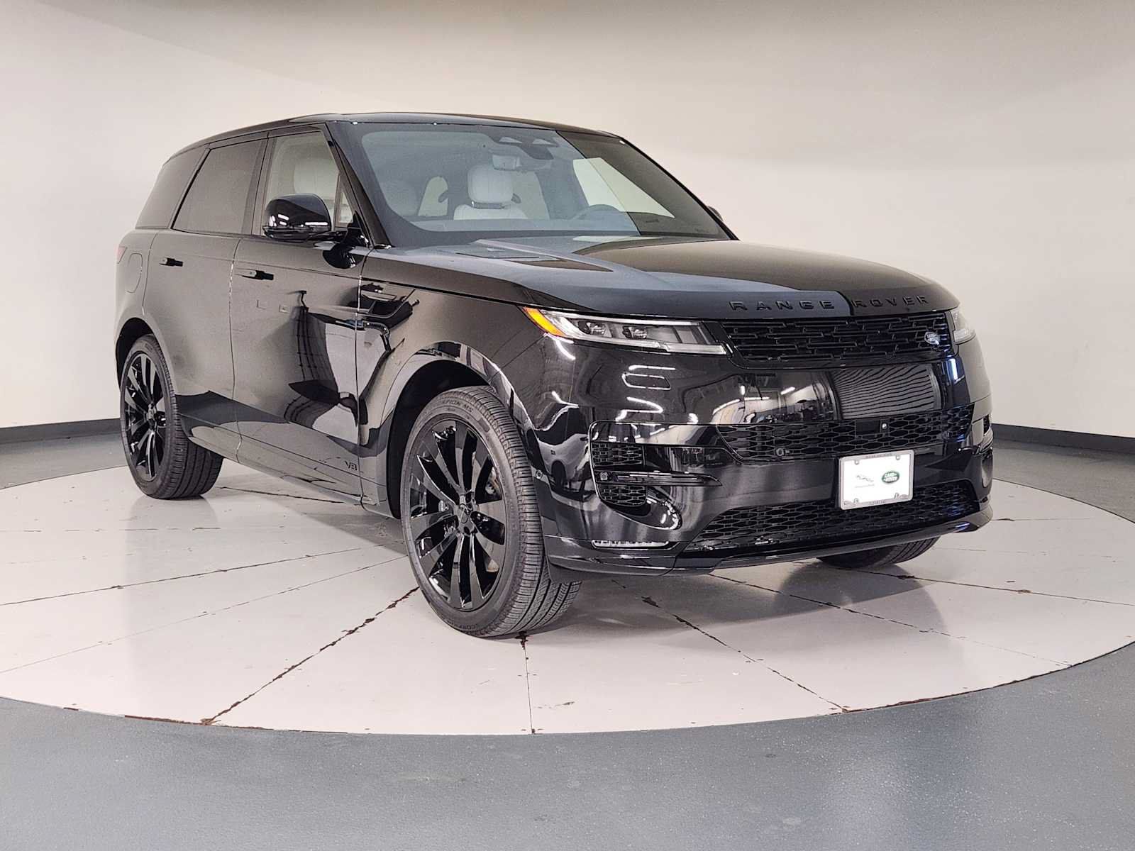 Used 2026 Land Rover Range Rover Sport Dynamic SE AWD/4WD image 7