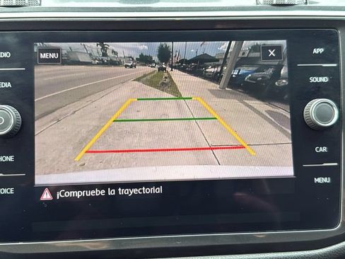 Used 2019 Volkswagen Tiguan SE FWD image 37