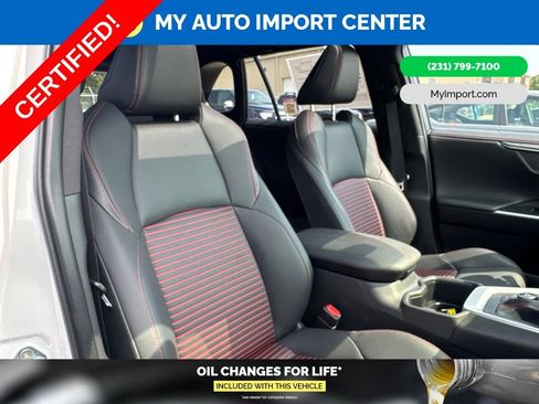 Certified 2025 Toyota RAV4 XSE AWD/4WD image 29