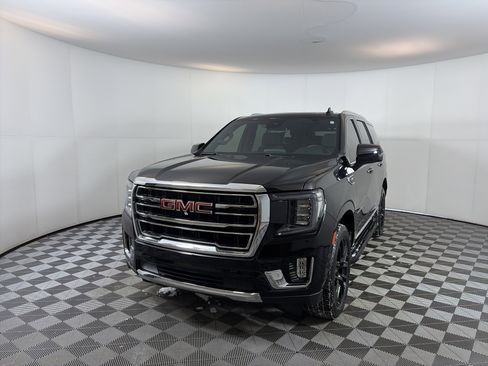 Certified 2023 GMC Yukon SLT w/ SLT Premium Package image 2