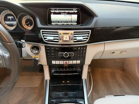 Used 2014 Mercedes-Benz E 350 Sedan image 23
