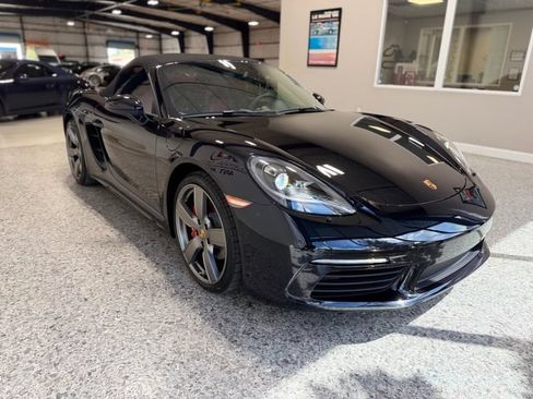 Used 2018 Porsche 718 Boxster S RWD image 50