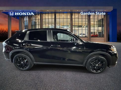 Used 2024 Honda HR-V Sport image 5