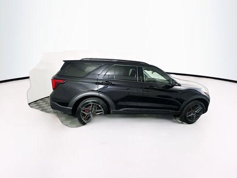 Used 2025 Ford Explorer ST-Line w/ ST-Line Street Pack AWD/4WD image 10