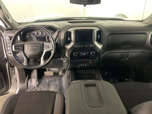 Used 2020 Chevrolet Silverado 1500 RST image 7