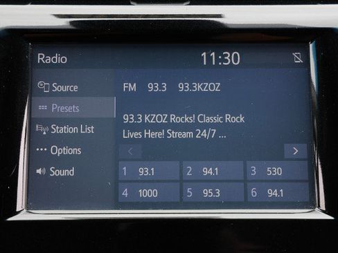 Used 2018 Toyota Camry SE FWD image 14