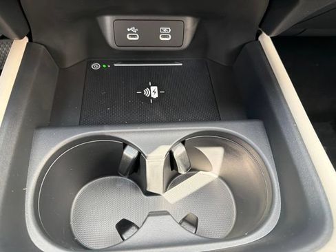 New 2027 Honda HR-V LX image 17