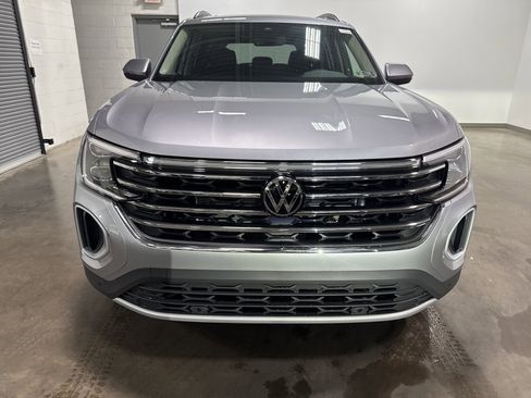 New 2026 Volkswagen Atlas SE image 8
