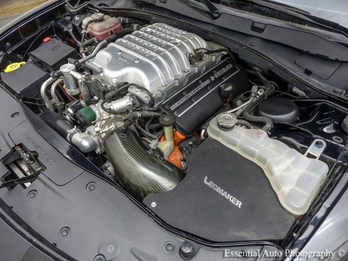 Used 2018 Dodge Charger SRT Hellcat w/ Harman/Kardon Audio Group image 35