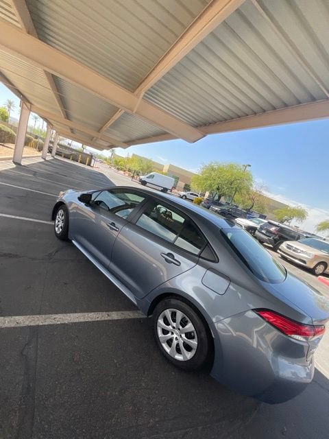 Used 2021 Toyota Corolla LE FWD image 5