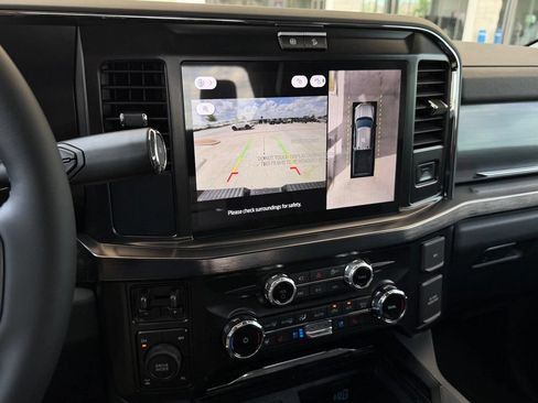 New 2026 Ford F250 Lariat w/ FX4 Off-Road Package AWD/4WD image 9
