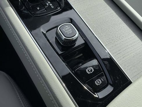 New 2026 Volvo XC90 B6 Ultra image 21