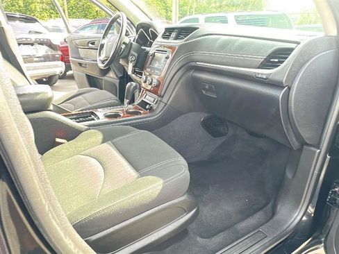 Used 2014 Chevrolet Traverse LT w/ All-Star Edition FWD image 33