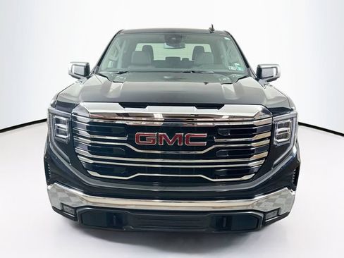 Used 2026 GMC Sierra 1500 SLT AWD/4WD image 2
