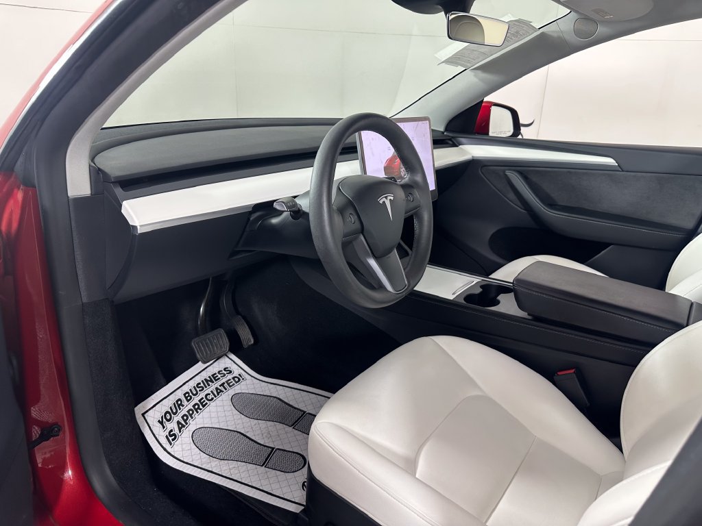 Used 2023 Tesla Model Y Long Range AWD/4WD image 18