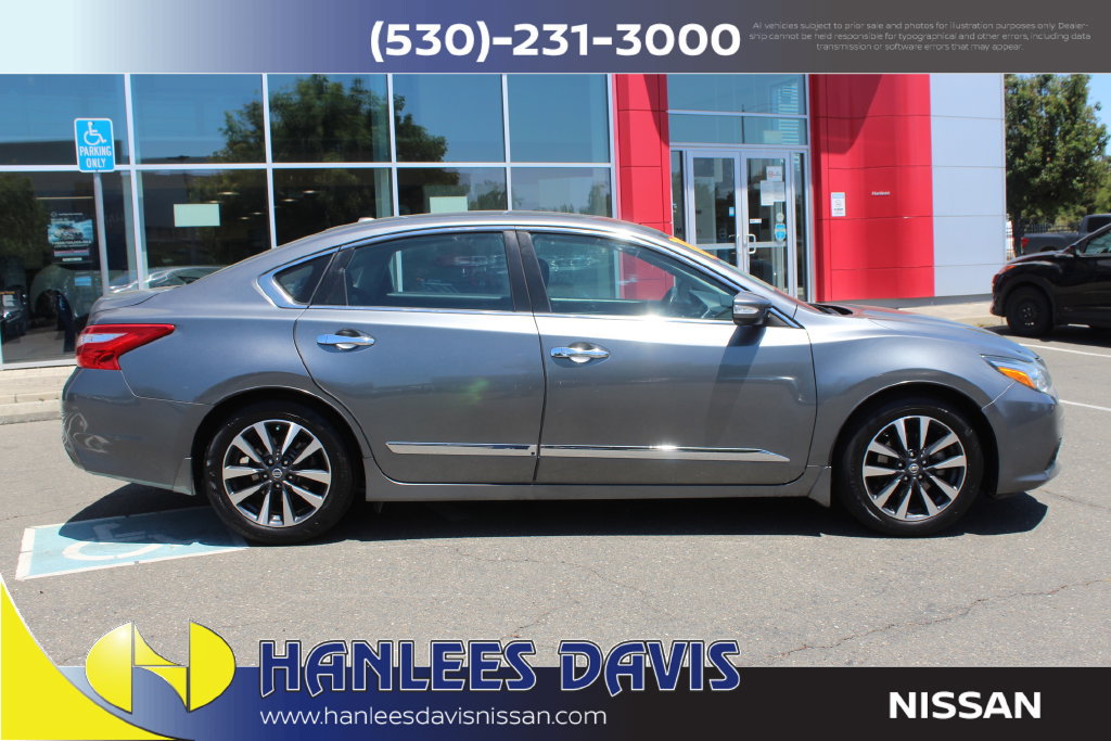 Used 2016 Nissan Altima 2.5 SV w/ Convenience Package FWD image 6