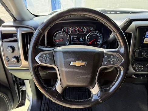 Used 2019 Chevrolet Silverado 1500 LT AWD/4WD image 24