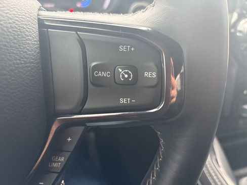 Used 2023 RAM 1500 Limited w/ Bed Utility Group image 33