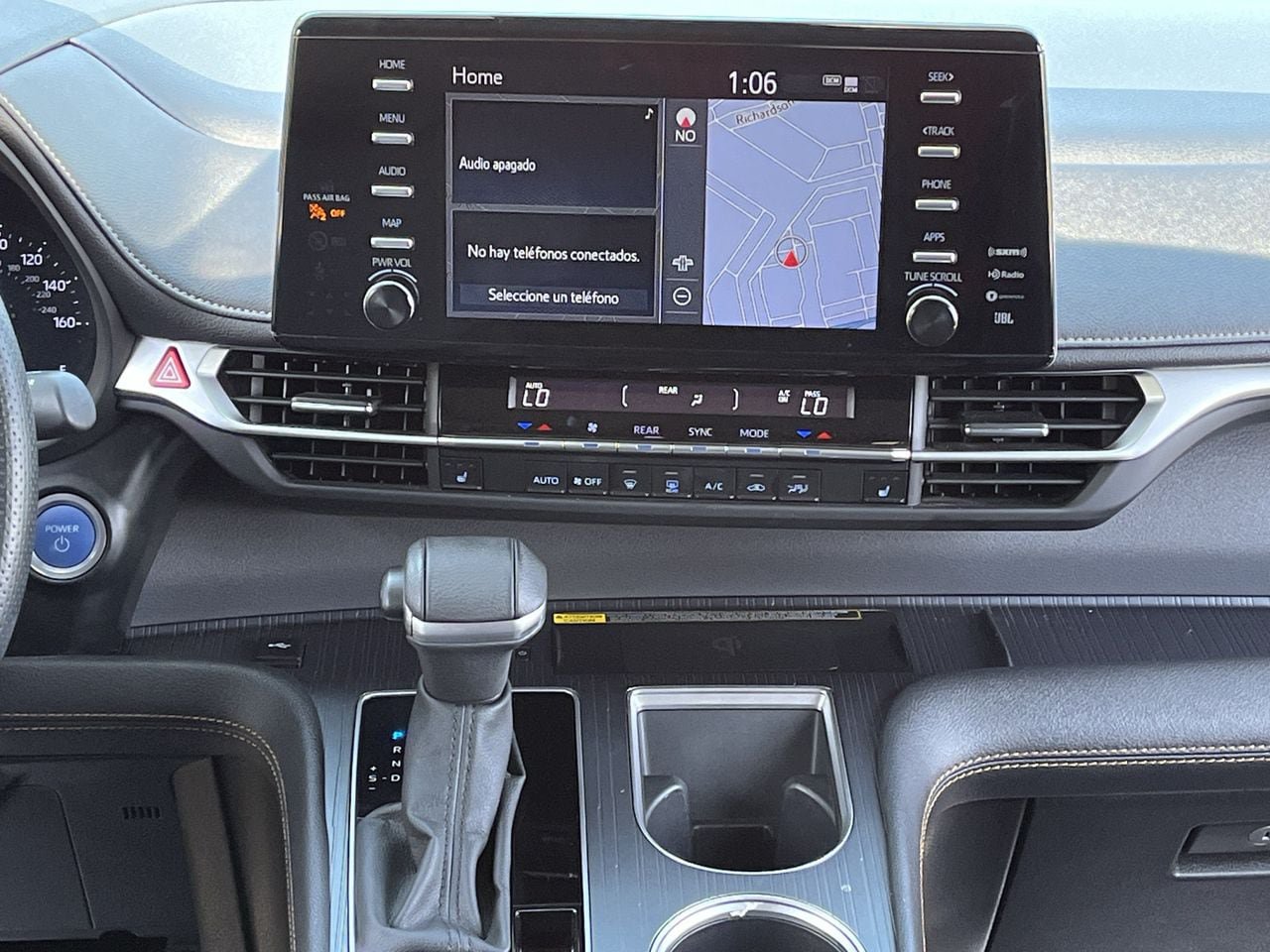 Used 2023 Toyota Sienna XLE Woodland Edition AWD/4WD image 15