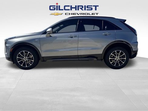 Used 2024 Cadillac XT4 Sport image 2