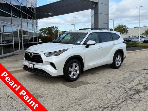 Used 2023 Toyota Highlander L image 7