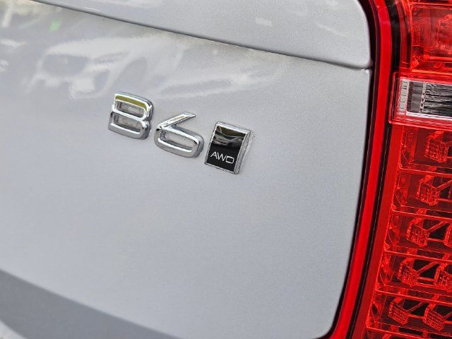 Certified 2024 Volvo XC90 B6 Ultimate w/ Lounge Package AWD/4WD image 11