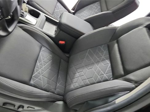 Certified 2025 Nissan Frontier SV image 13