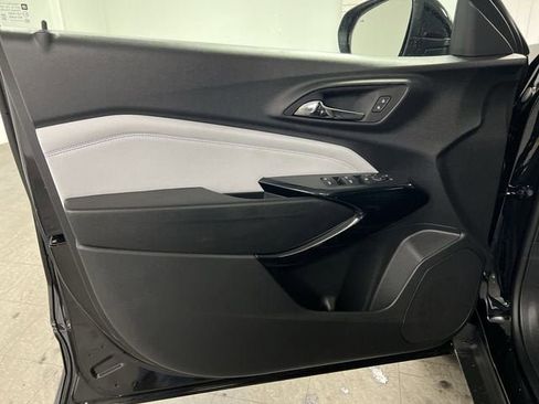 New 2026 Chevrolet Trax LT w/ Driver Confidence Package image 20