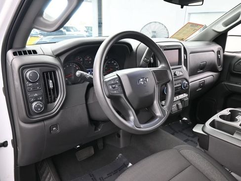 Used 2024 Chevrolet Silverado 1500 Custom Trail Boss AWD/4WD image 10