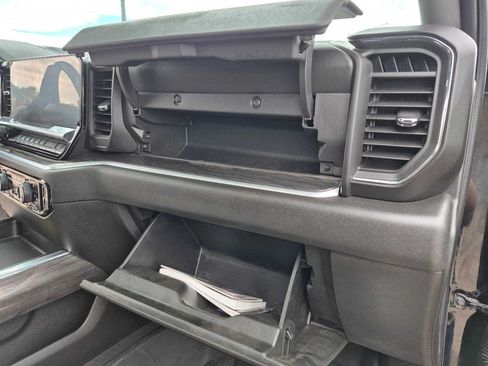 Used 2024 Chevrolet Silverado 2500 LTZ w/ LTZ Plus Package AWD/4WD image 31