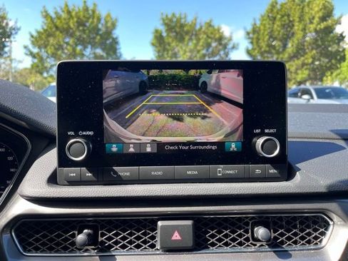 Used 2025 Acura Integra FWD image 11